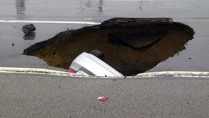 mi-ott-sinkhole-300