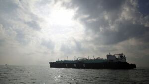 hi-lng852-rtr39f44