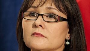 hi-leona-aglukkaq-02755637-