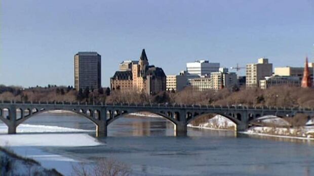 hi-saskatoon-bridge_2012