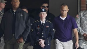 hi-852-bradley-manning-ap-04870040