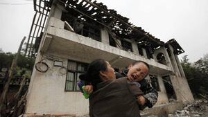 si-china-quake-child-rtxyu6