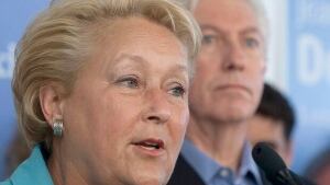hi-marois-duceppe-852-8col