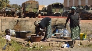 hi-mali-civilians-159694138-4col