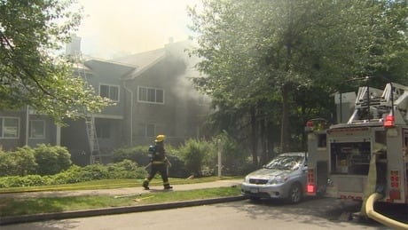 hi-bc-130707-fire-east-van-6col