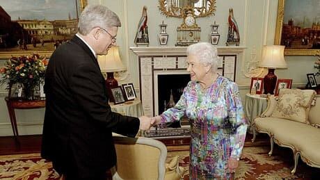 mi-harper-queen-400