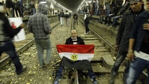 ii-egypt-rail-delay-protest