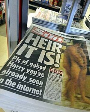 naked-harry-280-rtr372ue