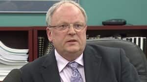 mi-ronnie-campbell-auditor-yukon