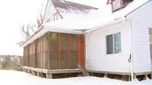 mi-ott-macquat-home-300