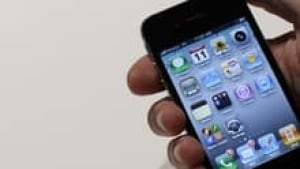 hi-iphone-852-rtxwg1v-3col