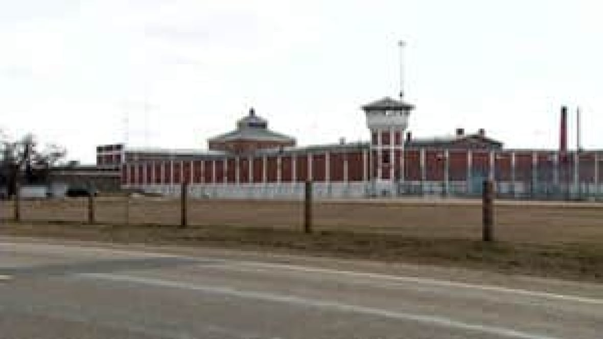 Haircut Riverbend Calgary | 30 jobs cut from sask prisons saskatchewan cbc news Haircut Riverbend Calgary | 30 jobs cut from sask prisons saskatchewan cbc news