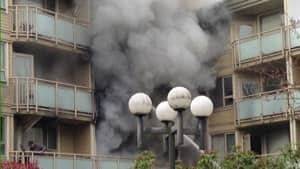 hi-bc-130403-langley-apartment-fire-2-4col