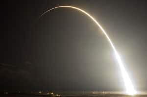 li-space-x-launch-300-ap