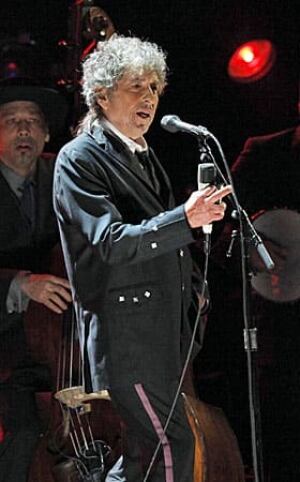 dylan-280-rtr2w7m7