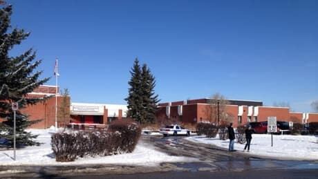 hi-epscarlett-school-6col
