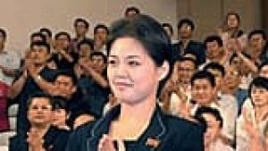 si-nkorea-woman-160