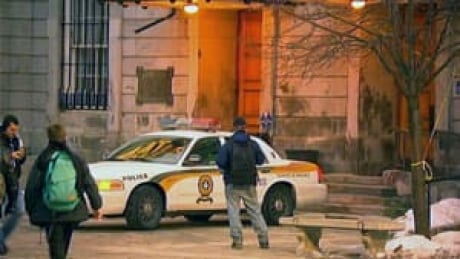 hi-city-hall-raid-upac-852-4col