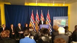 hi-bc-130131-bill-bennett-arts-announcement-4col