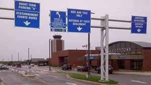 pe-hi-airport-4col
