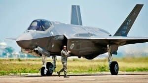 f35ground-300