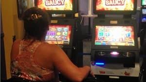 hi-slot-machine-852-4col