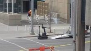 hi-bomb-robot-3col