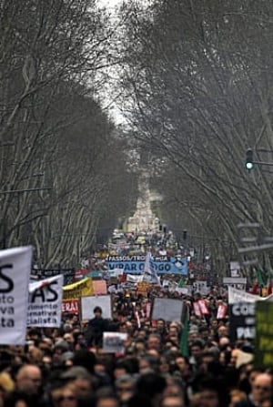 portugal-protest-280-040763