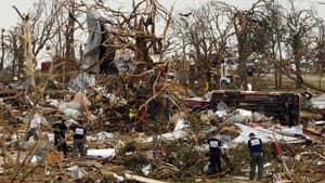 300-tornado-damage-rtxzpdo