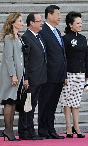 xi-peng-hollande-300-rtxyza