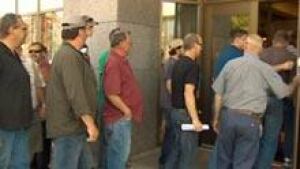 si-nb-miramichi-mill-workers-220