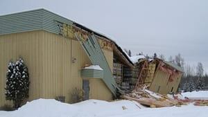 mi-bc-130315-jd-cooler-prince-george-roof-collapse-2