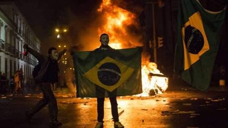 li-brazil-protest-04615663