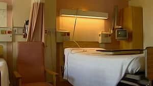 pe-hi-hospital-bed-4col