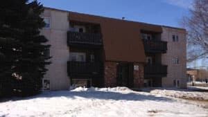 mi-apt-fires-saskatoon
