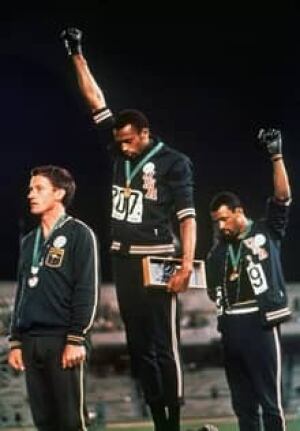si-tommie-smith-john-carlos-1968-03145240