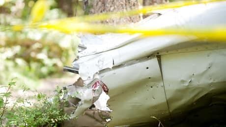 hi-bc-130629-nairn-falls-plane-glider-crash-1-6col