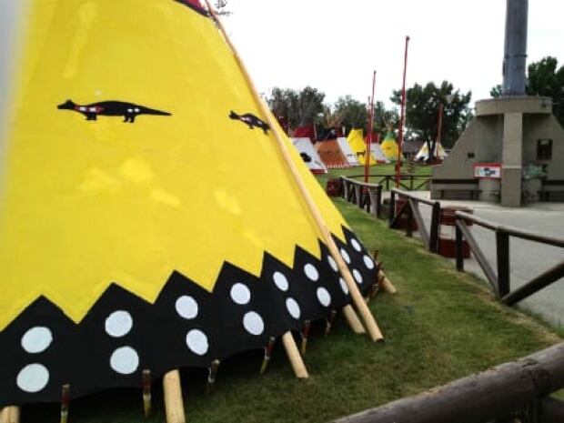stampede-indian-village