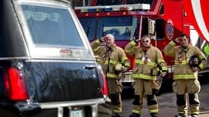 hi-newtown-funeral-firefigh-4col