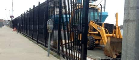 nl-harbour-fence-20130830