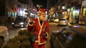 300-palestinian-santa-rtr3b