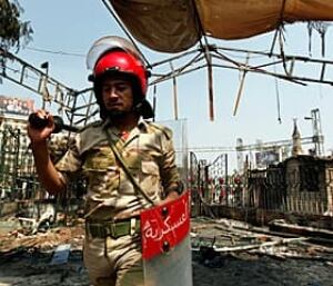ii-egypt-officer-destruction-rtx12m98