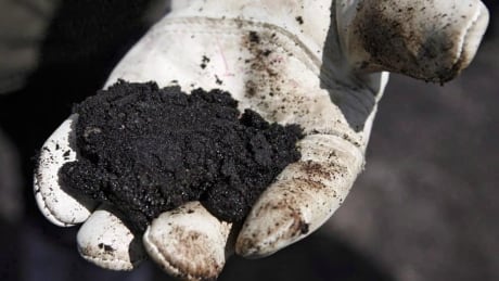 hi-oilsands-cp