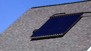 hi-bc-130603-solar-hot-water-cp--4col
