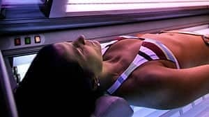 mi-bc-120320-tanning-bed