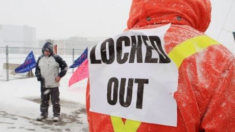 wdr-620-lockout-london-cp-01872-david-chidley