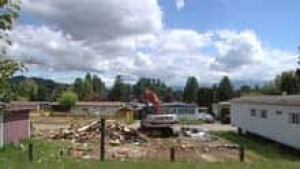 mi-bc-120529-trailer-park-3