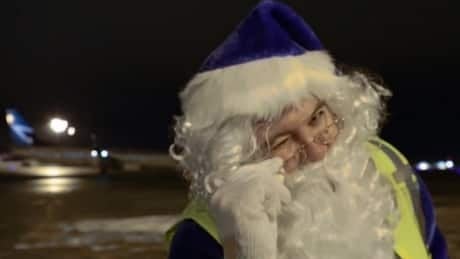 hi-santawestjet-6col