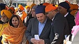 mi-kenney-vaisakhi-220