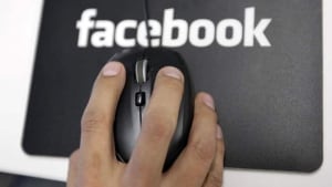 hi-facebook-cp-02048111